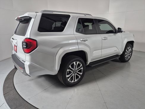 New 2025 Toyota 4Runner 4WD image 4