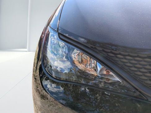 New 2026 Chrysler Voyager LX image 8