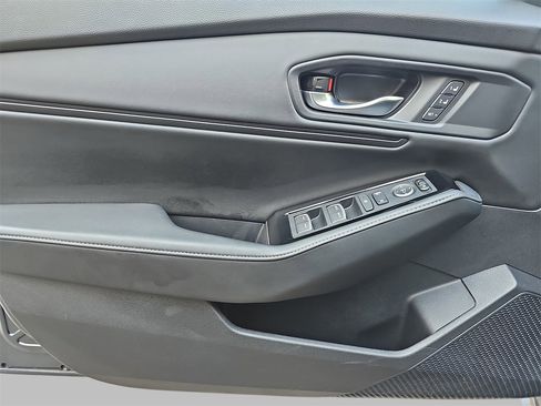 Used 2023 Honda Accord Touring image 27
