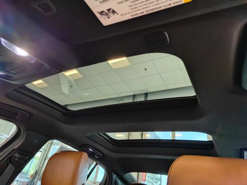 Used 2020 Cadillac CT5 V w/ Platinum Package RWD image 12
