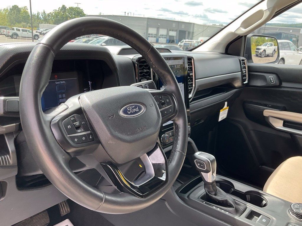 Used 2024 Ford Ranger XLT w/ FX4 Off-Road Package AWD/4WD image 16