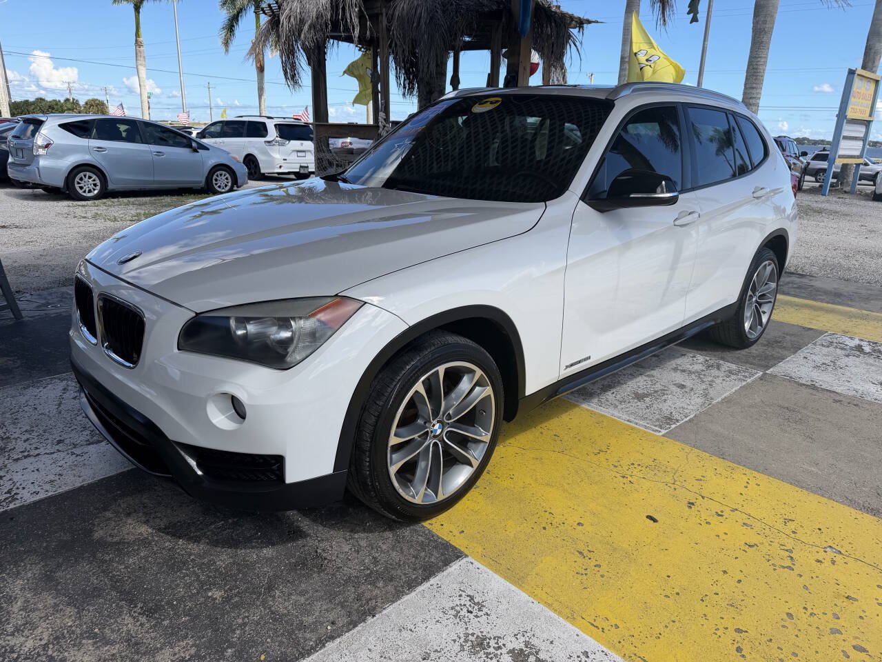 Used 2014 BMW X1 xDrive28i AWD/4WD image 1