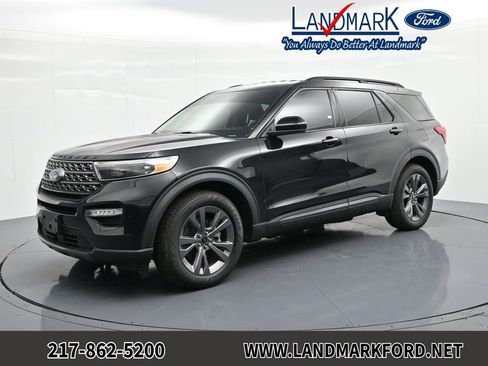 Used 2022 Ford Explorer XLT w/ Equipment Group 202A RWD image 1