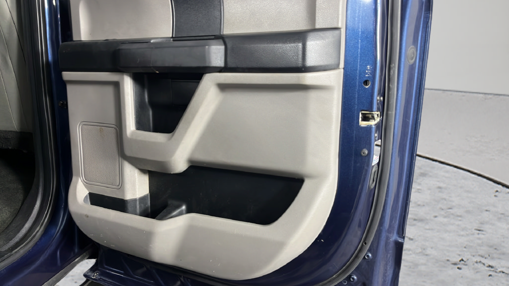 Used 2017 Ford F250 XL w/ STX Appearance Package AWD/4WD image 17