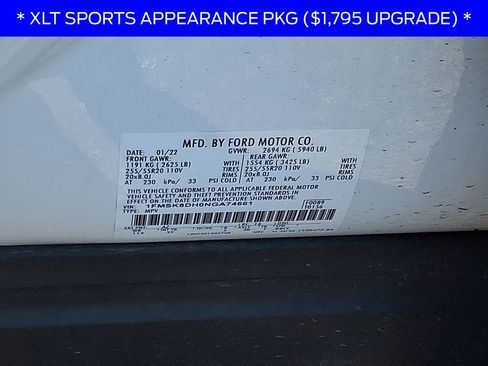 Used 2022 Ford Explorer XLT w/ Equipment Group 202A image 29