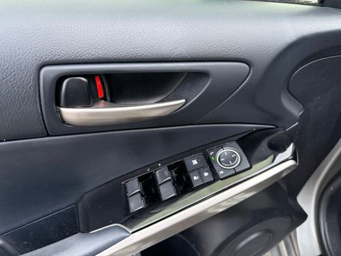 Used 2017 Lexus IS 300 AWD w/ Navigation System Package image 8