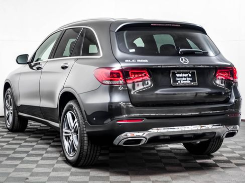 Used 2022 Mercedes-Benz GLC 300 image 2