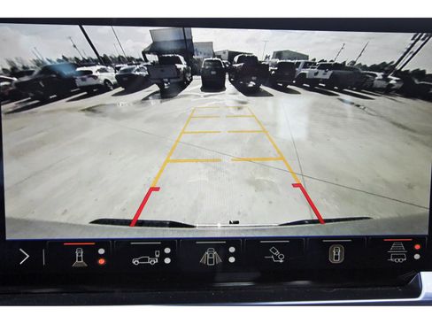 Used 2024 Chevrolet Silverado 1500 LT w/ Z71 Off-Road Package image 26