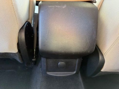 Used 2018 Ford Fusion S FWD image 16