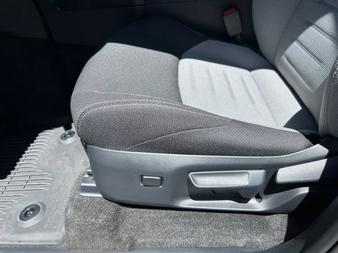 Certified 2025 Toyota 4Runner 4WD image 23