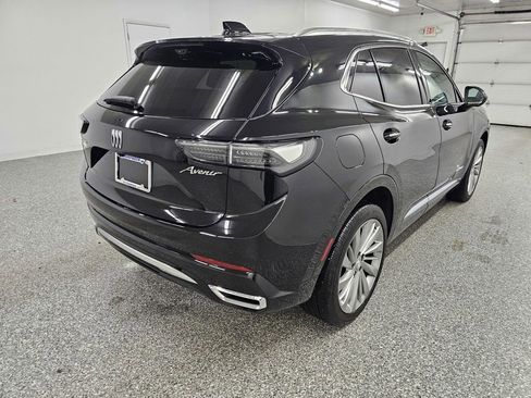 Used 2025 Buick Envision Avenir AWD/4WD image 4