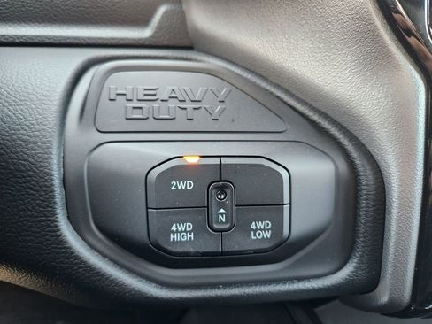 New 2026 RAM 2500 Big Horn AWD/4WD image 22