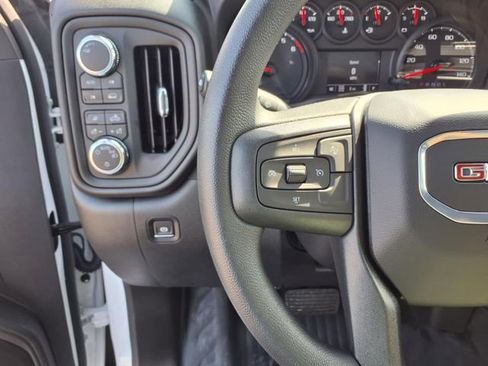 Used 2024 GMC Sierra 1500 Pro w/ Pro Value Package image 17