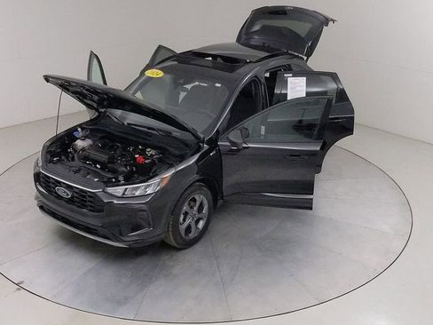 Certified 2024 Ford Escape ST-Line w/ Tech Pack #1 AWD/4WD image 46
