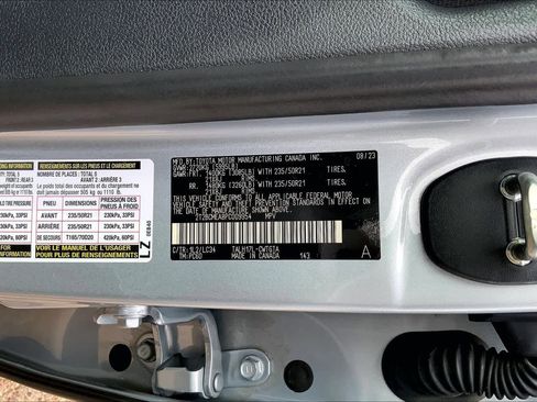 Used 2023 Lexus RX 500h F Sport w/ Accessory Package (Z1) AWD/4WD image 36