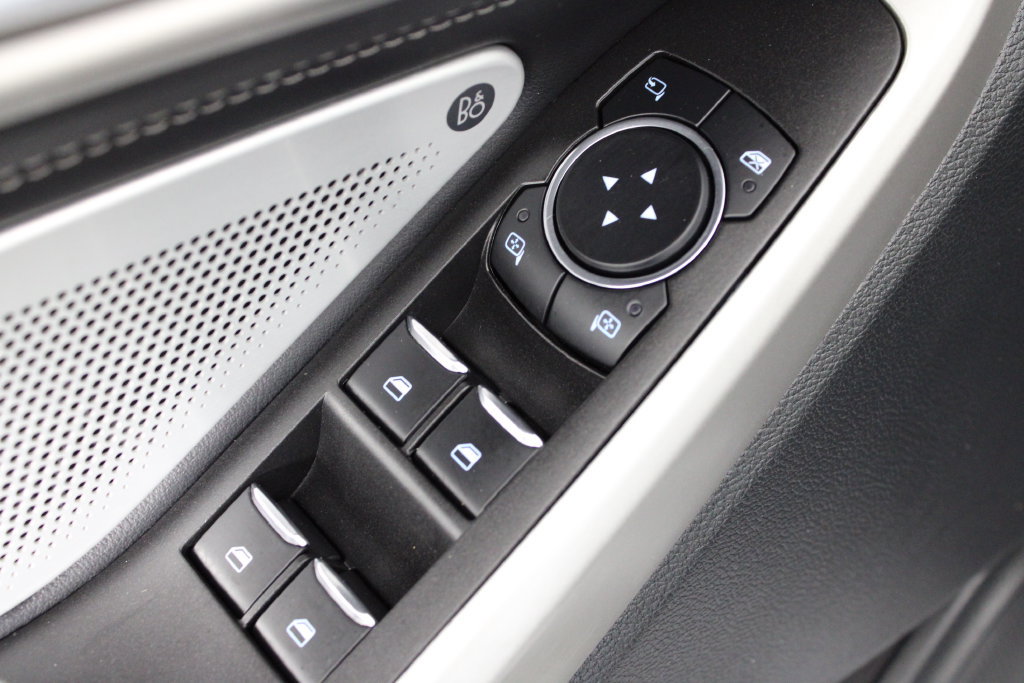 Used 2024 Ford Explorer Limited w/ Limited Technology Package RWD image 23