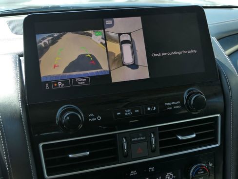 Used 2022 INFINITI QX80 Luxe image 17