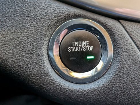 Used 2018 Chevrolet Impala LT image 12