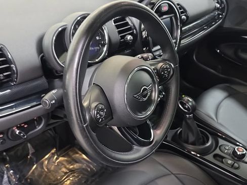 Used 2019 MINI Cooper Clubman ALL4 AWD/4WD image 14