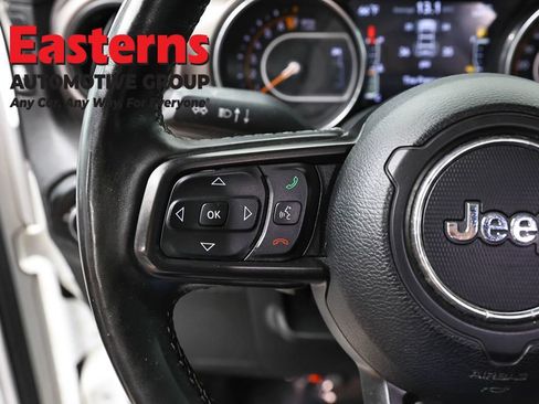 Used 2020 Jeep Wrangler Sport AWD/4WD image 15