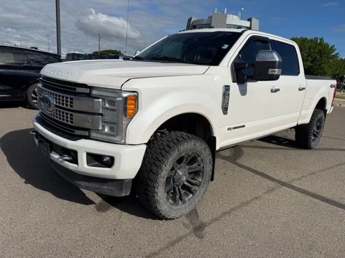 Used 2017 Ford F350 Platinum w/ Platinum Ultimate Package AWD/4WD image 6