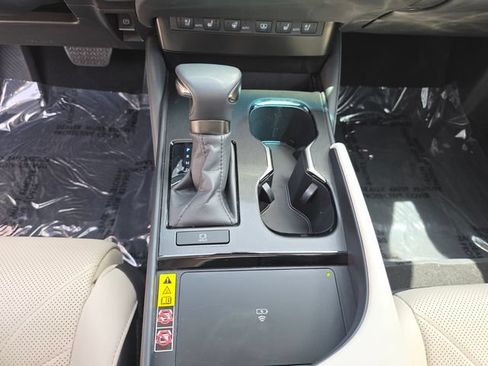 Used 2024 Lexus ES 350 Ultra Luxury w/ Accessory Package (Z1) FWD image 25