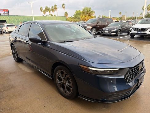 Used 2023 Honda Accord EX-L image 4