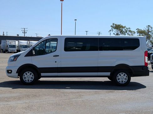 Used 2024 Ford Transit 350 XLT RWD image 4