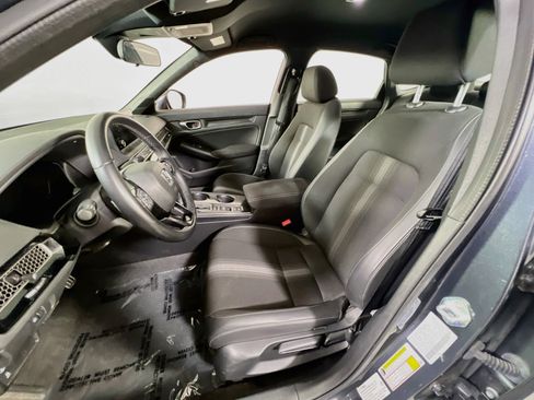 Used 2023 Honda Civic Sport image 19
