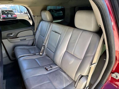 Used 2011 Chevrolet Tahoe LT image 18