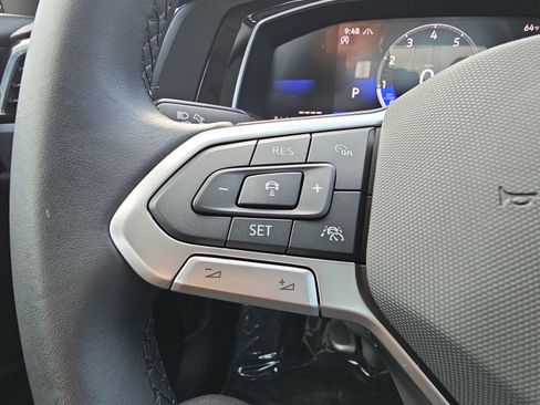 Used 2024 Volkswagen Jetta SE w/ Panoramic Sunroof Package FWD image 16