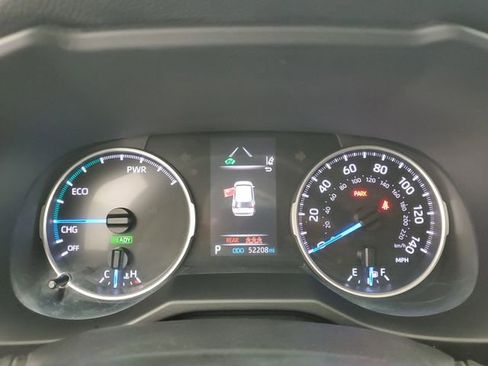 Used 2020 Toyota RAV4 LE w/ All Weather Liner Package AWD/4WD image 25