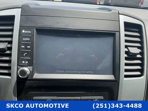 Used 2019 Nissan Frontier SV image 17