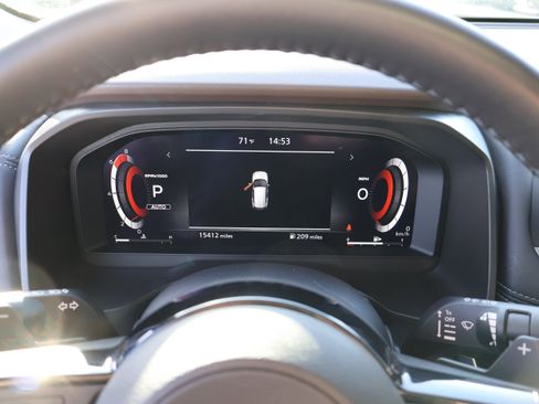 Used 2023 Nissan Rogue Platinum w/ Platinum Premium Package image 33