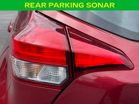 Used 2020 Nissan Kicks SR w/ Exterior Package FWD image 13