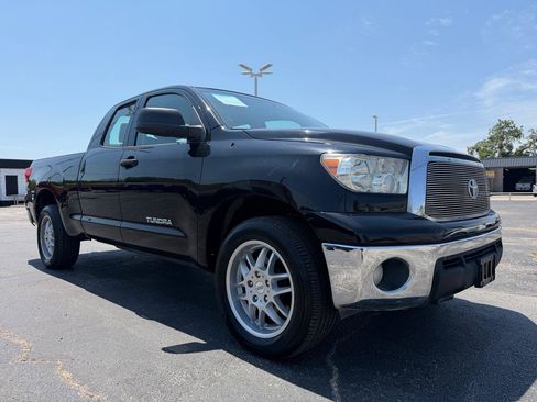 Used 2011 Toyota Tundra 2WD Double Cab w/ Tow Pkg image 3