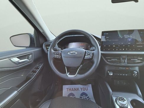 Used 2026 Ford Escape SE image 13