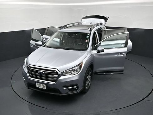 Used 2022 Subaru Ascent Limited w/ Technology Package AWD/4WD image 25