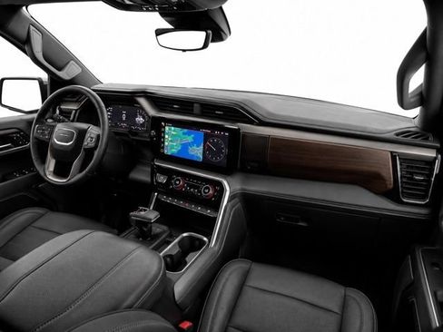 Used 2024 GMC Sierra 1500 Denali w/ Technology Package AWD/4WD image 30