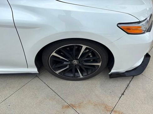 Used 2020 Toyota Camry XSE AWD/4WD image 9