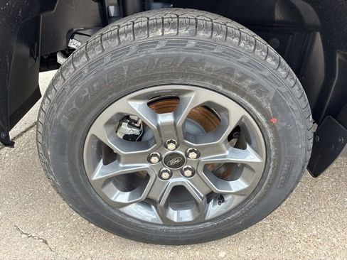 New 2026 Ford Maverick XLT w/ XLT Luxury Package image 13