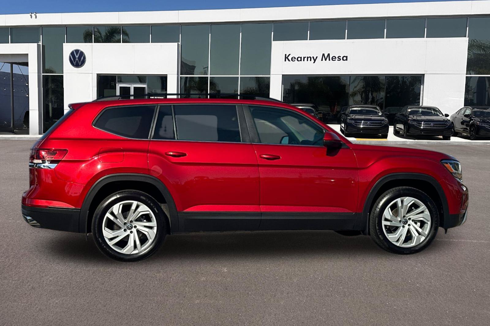 Used 2022 Volkswagen Atlas SE FWD image 3