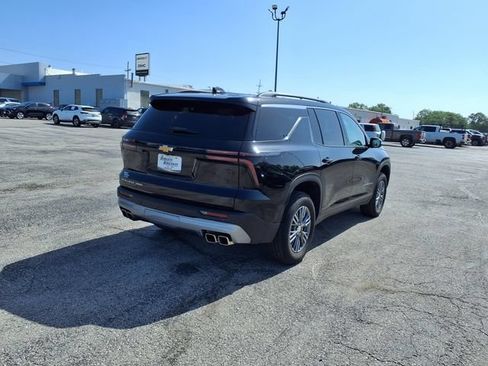 Used 2025 Chevrolet Traverse LT AWD/4WD image 25
