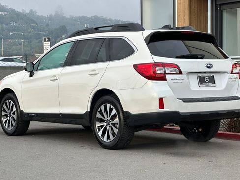 Used 2016 Subaru Outback 2.5i Limited image 6