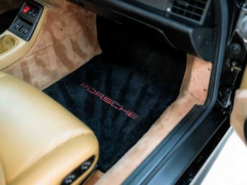 Used 1998 Porsche 911 Carrera 4S image 45
