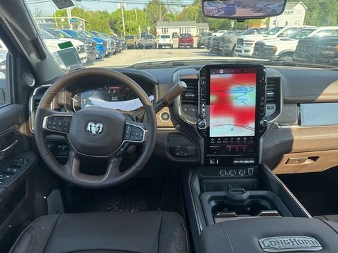 New 2026 RAM 2500 Limited AWD/4WD image 26