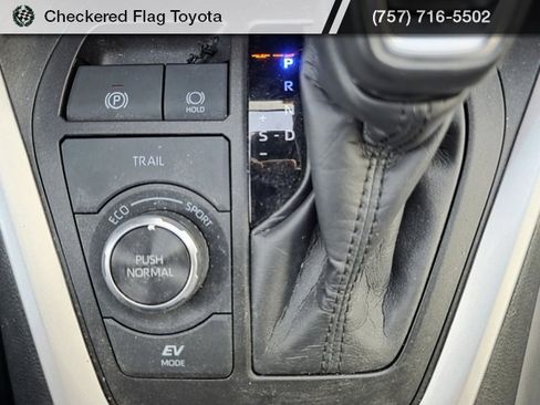 Used 2024 Toyota RAV4 XLE Premium image 37