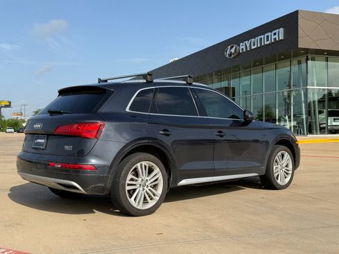 Used 2018 Audi Q5 Prestige w/ Prestige Package AWD/4WD image 5