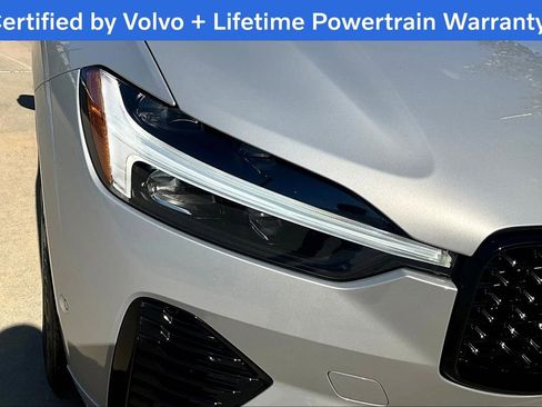 Used 2025 Volvo XC60 B5 Plus image 38