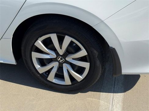 Used 2024 Honda Civic LX image 6